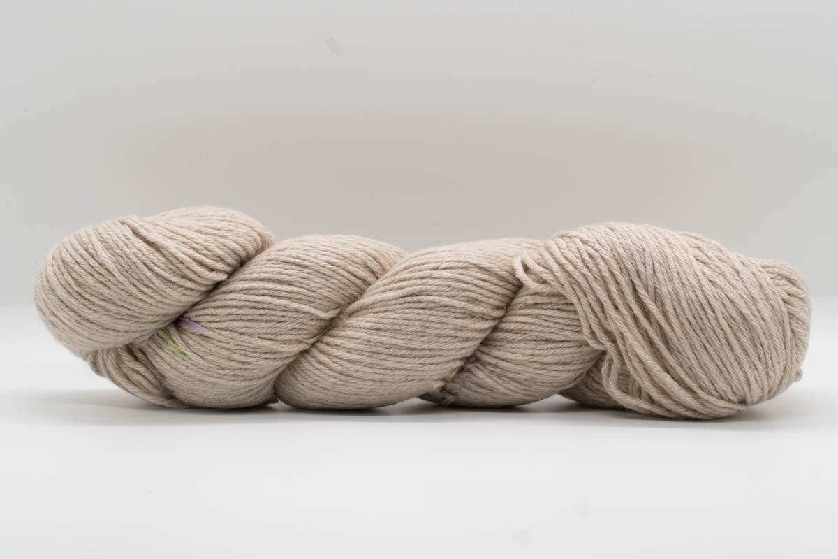 Cashmere Yarn - Undyed Cloud Gray - DK-Yarn Skein-ULA+LIA