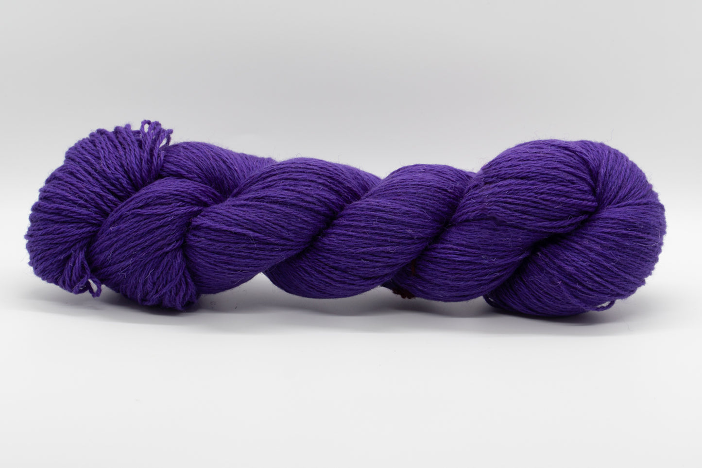 Sheep Wool/Cashmere Blend Yarn - Amethyste Purple - Fingering-Yarn Skein-ULA+LIA