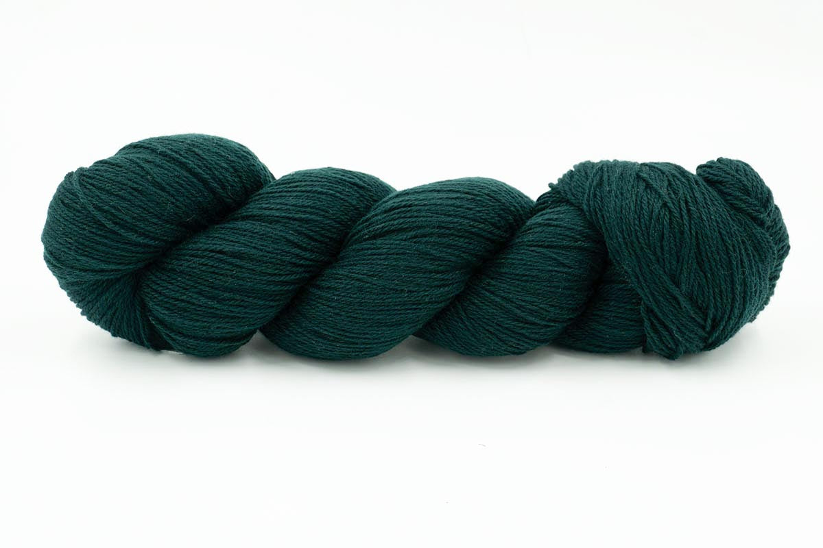 Cashmere Yarn - Emerald Green - DK-Yarn Skein-ULA+LIA