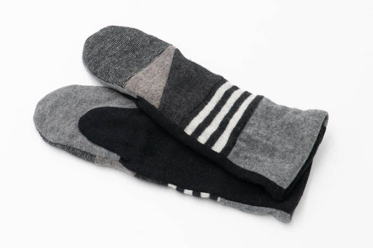 Long Upcycled Cashmere Mittens m39l