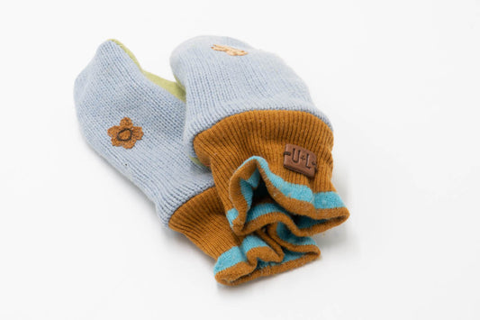 Classic Upcycled Cashmere Mittens m9